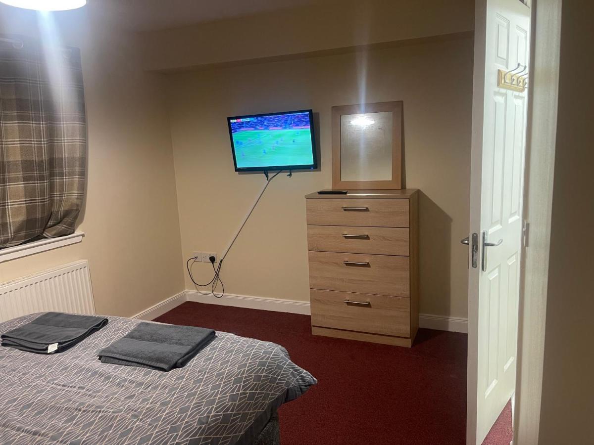 Morlich Guesthouse Дингуолл Экстерьер фото